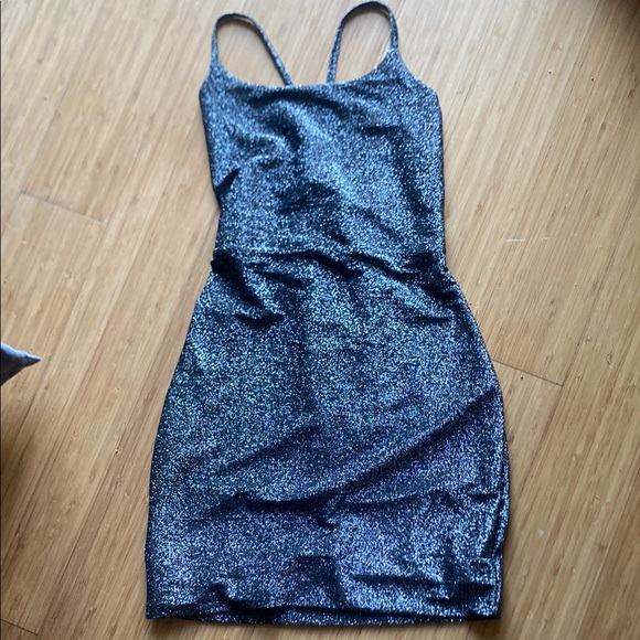 Elegant Black Glitter Dress - Picture 1 of 2